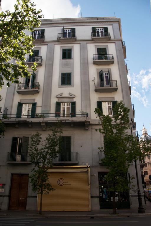 Bed and Breakfast *1*7*4* Via Roma Palermo Exterior foto